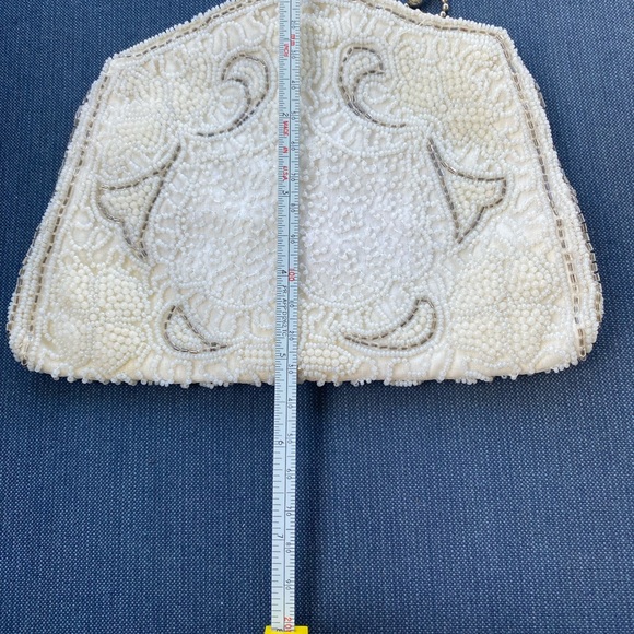 Handmade VTG Clutch - Picture 11 of 13